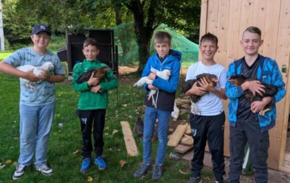 Neuer Hühnerstall dank Ferieneinsatz und Förderverein