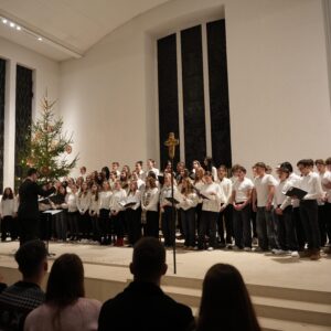 DSC07338-min Weihnachtliche Klänge bei den Schulkonzerten